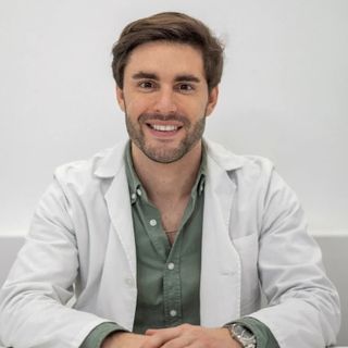 Acercar imagen: Ignacio Paradelo, Médico estético Barcelona