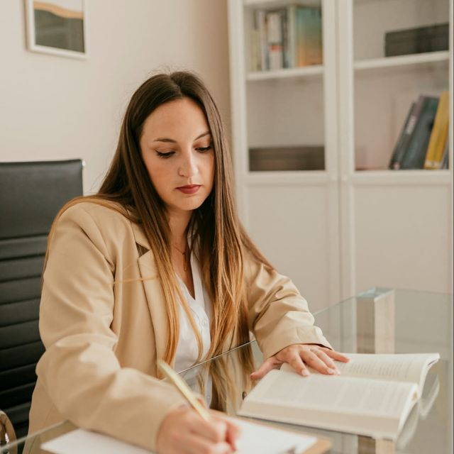 Beatriz Grimaldi, Psicólogo Linea de la Concepción