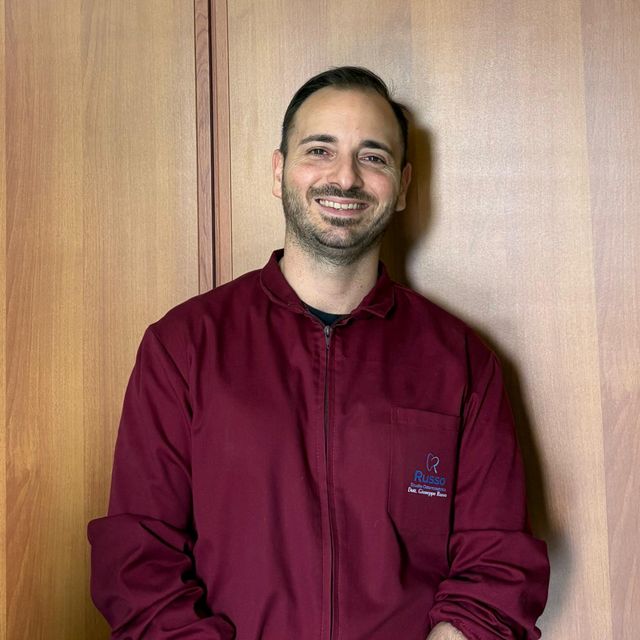 Giuseppe Russo, dentista Portico di Caserta