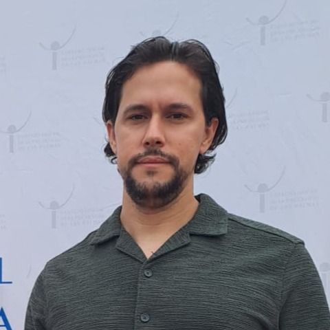 Borja Eloi Hernández León, Psicólogo Vecindario