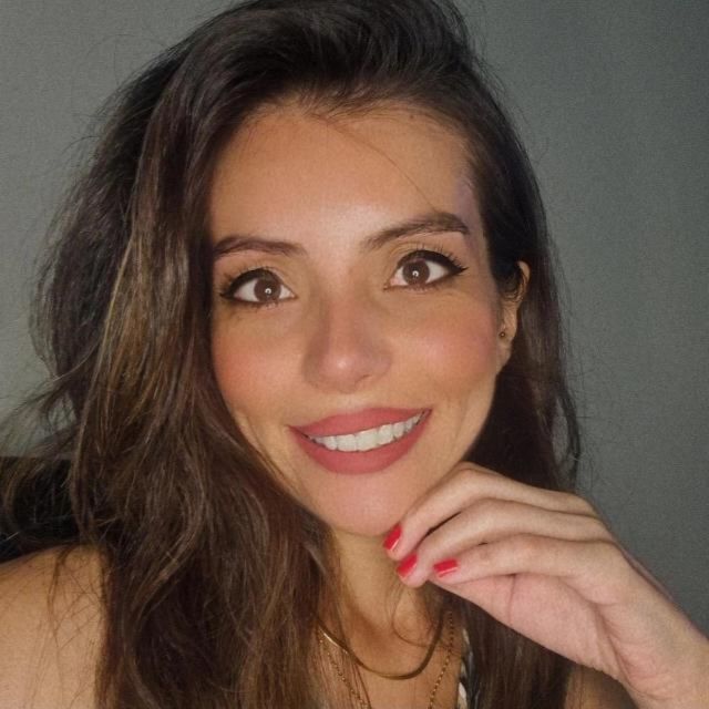 Büke Okyay, Psikoloji İstanbul