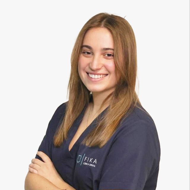 Elena Santos Molina, Dentista Navalcarnero