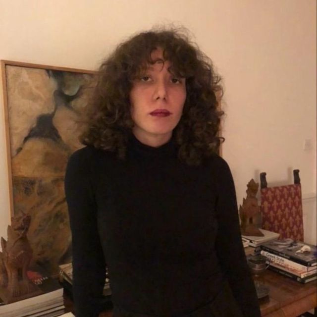 Sine Hösükoğlu, Psikoloji Muğla