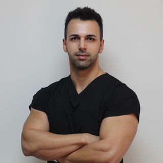 Resmi büyüt: Anıl Kar, Diş Hekimi Balıkesir