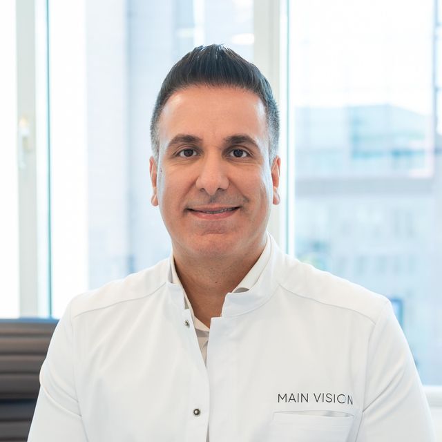 Parviz Rafiezadeh, Doktora-ye-pezeshki, Augenarzt Frankfurt