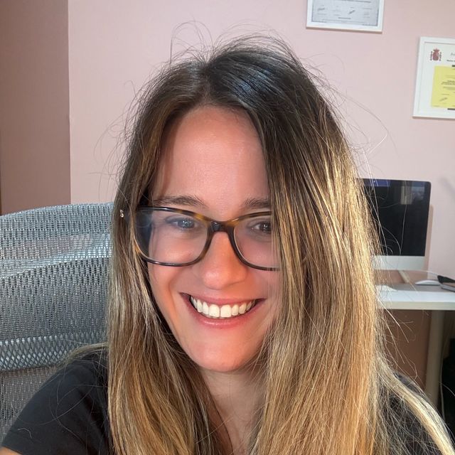 Anna Oliva Ruiz, Psicólogo Girona