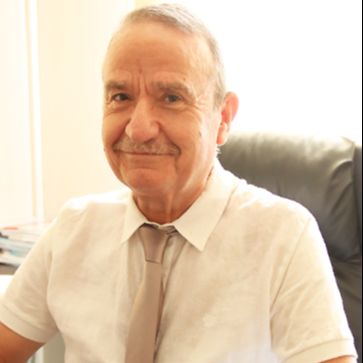 Talat Tavlı, İç Hastalıkları Bayraklı