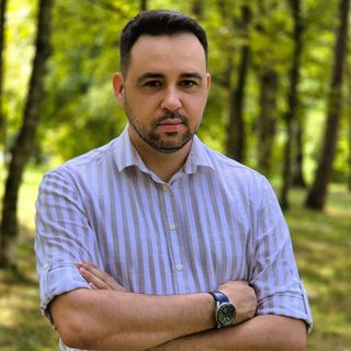 Powiększ obraz: Marcin Pater, psychoterapeuta Kraków