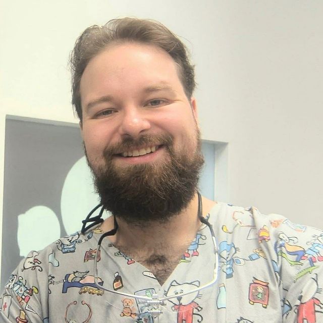 Jakub Boruch, stomatolog Białystok