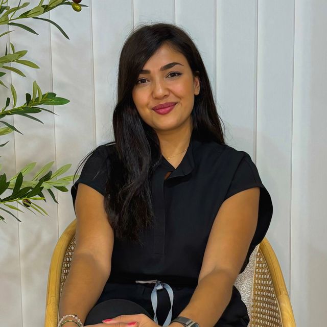 Aqdas Zohra Farooq Rind, Enfermero Córdoba