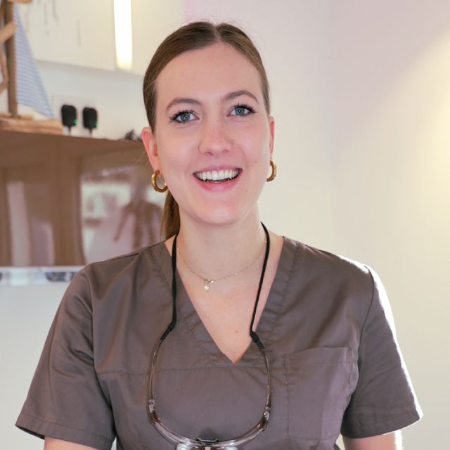 Pia Krichel, Zahnarzt Dortmund