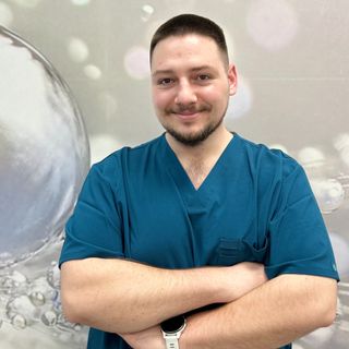 Powiększ obraz: Piotr Lankof, stomatolog Kraków