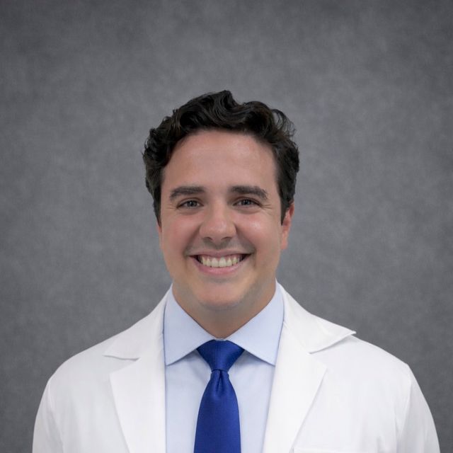 Juan Antonio Liberal Bejarano, Oftalmólogo Cáceres