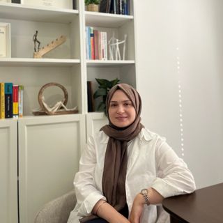 Özlem Nur Karakoç, Psikoloji İzmit