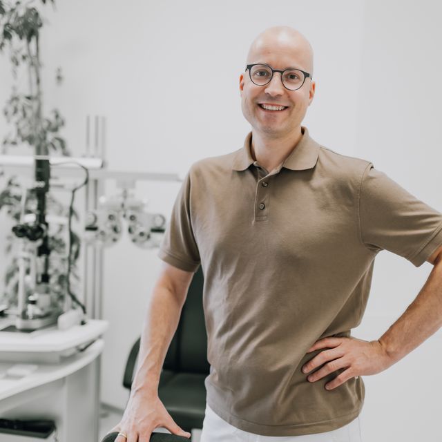 Simon Held, Augenarzt Frickenhausen
