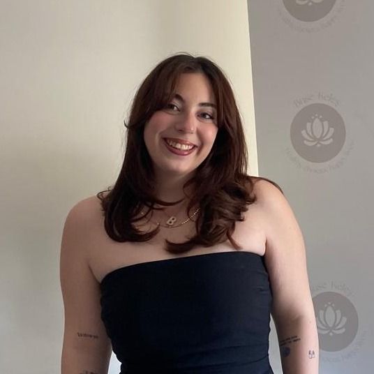 Buse Keleş, Diyetisyen Mersin