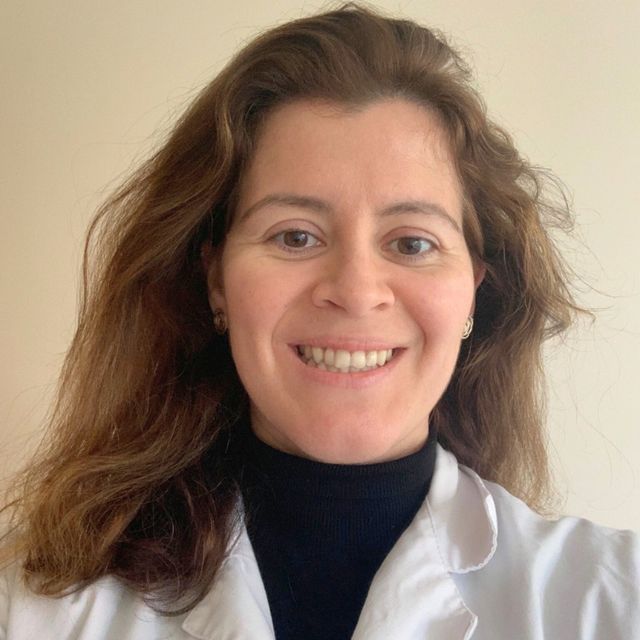 Ana Pereda Ríos, Ginecólogo Carballo