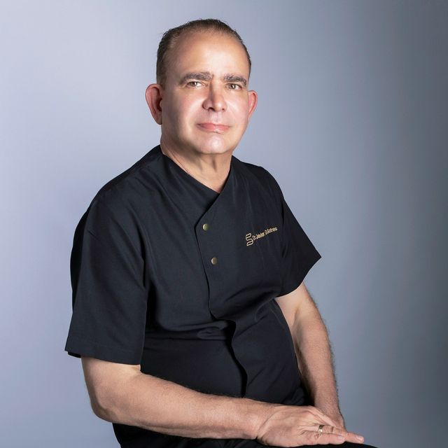 Javier Diaz Sotres, Médico general Ontinyent