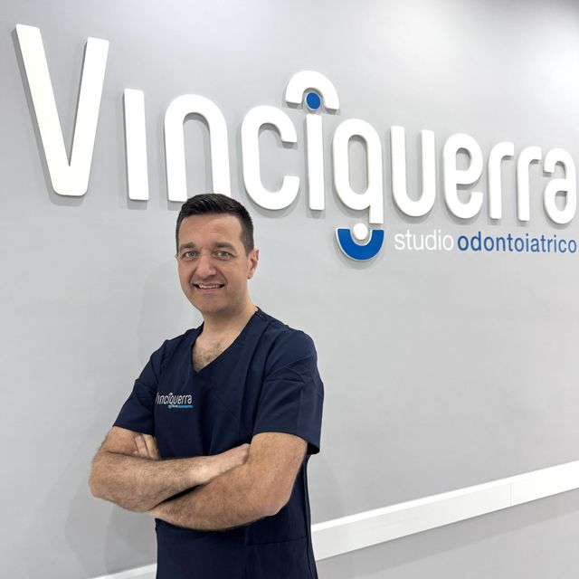 Aniello Vinciguerra, dentista Santa Maria a Vico