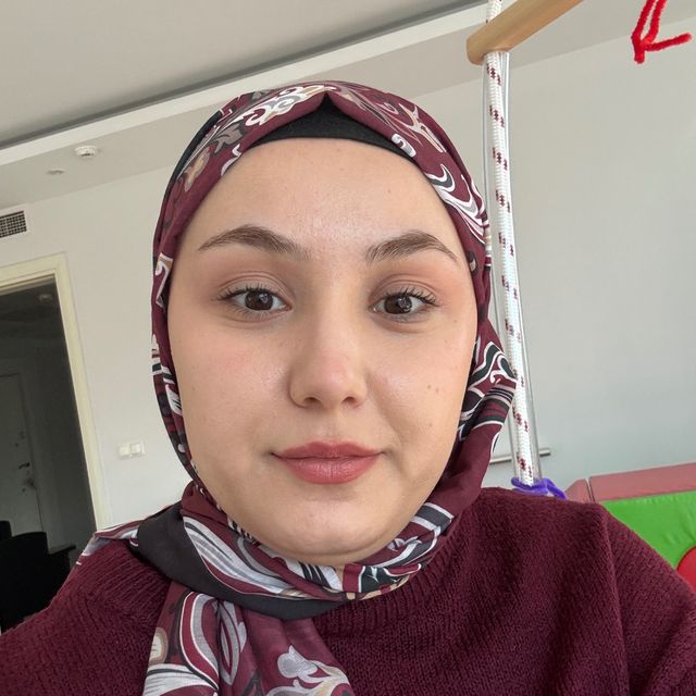 Esra Kuru, Ergoterapi Bayraklı