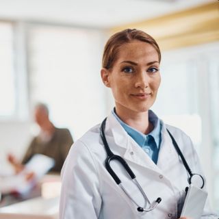 Ingrandire l'immagine: Claudia Abruzzo, cardiologo Milano