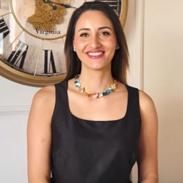 İrem Bayramoğlu, Psikoloji Tuzla