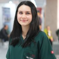 Lara Karadağ, Diş Hekimi Pendik