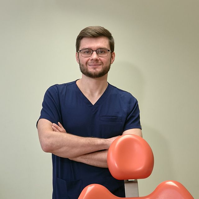 Aleksander Woroszyło, stomatolog Warszawa