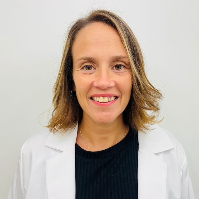 Mercedes Imberti Data, Psicólogo Castelldefels