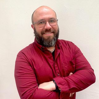 Acercar imagen: Juan Perucho Navalón, Terapeuta complementario Alzira