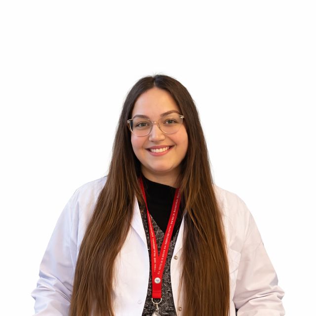 Bayım Cheche, Plastik Rekonstrüktif Ve Estetik Cerrahi Sarıyer