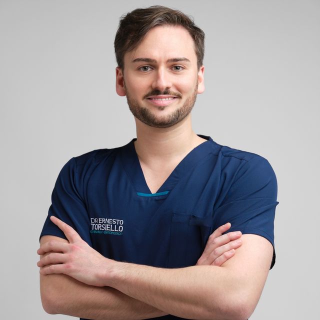 Ernesto Torsiello, ortopedico Salerno