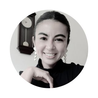 Acercar imagen: Adriana Salazar, Terapeuta complementario Marbella