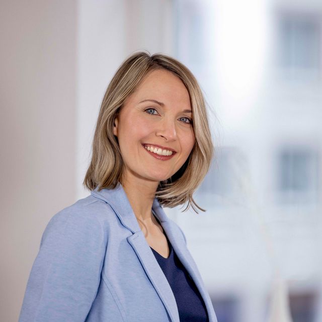 Justina Greschik, Psychologischer Psychotherapeut München