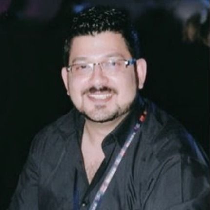 Naci Aycan Bolat, Diş Hekimi Mersin