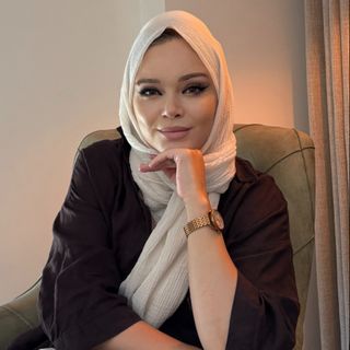 Afra Ahbab, Psikoloji İstanbul