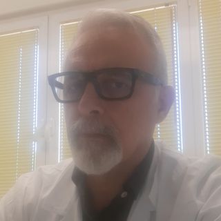 Ingrandire l'immagine: Vincenzo Favale, ematologo Modena