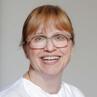 Susanne Burkhardt, Zahnarzt Schiffweiler