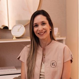 Acercar imagen: Belén Alemán Santana, Médico estético Santa Cruz de Tenerife