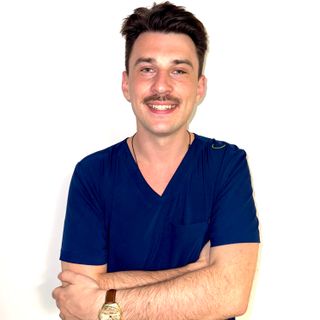 Powiększ obraz: Mateusz Mucha, stomatolog Warszawa