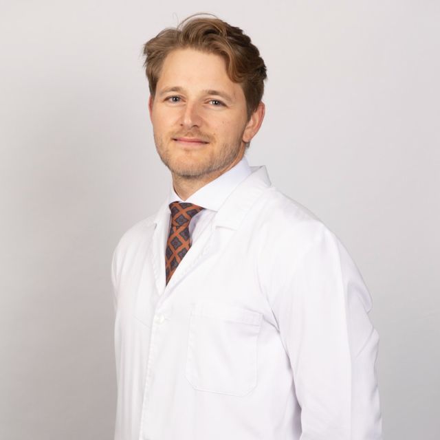 Rafael Ponce Pérez-Bustamante, Oftalmólogo Jerez de la Frontera