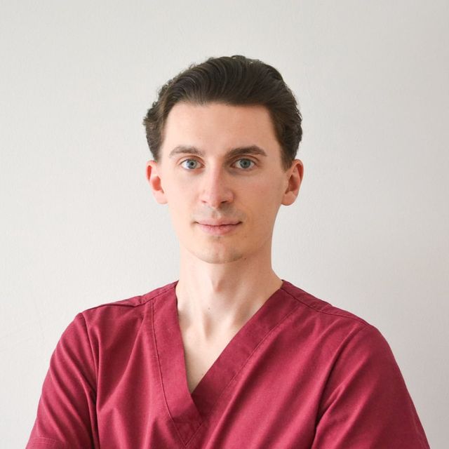 Oskar Dębski, stomatolog Wrocław