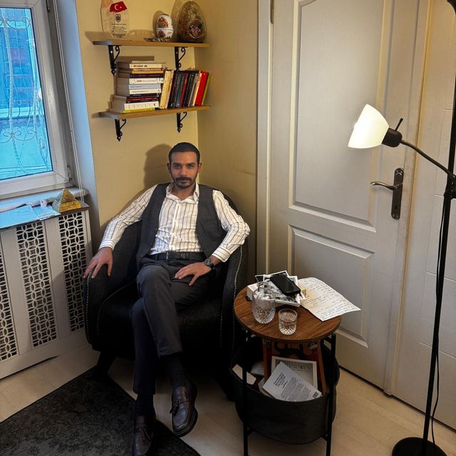 Melih Gündeş, Psikoloji İstanbul