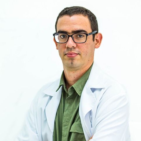 Ebrey Leon Aliz, Médico general Madrid