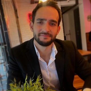 Batuhan Aksoy, Plastik Rekonstrüktif Ve Estetik Cerrahi Sarıyer