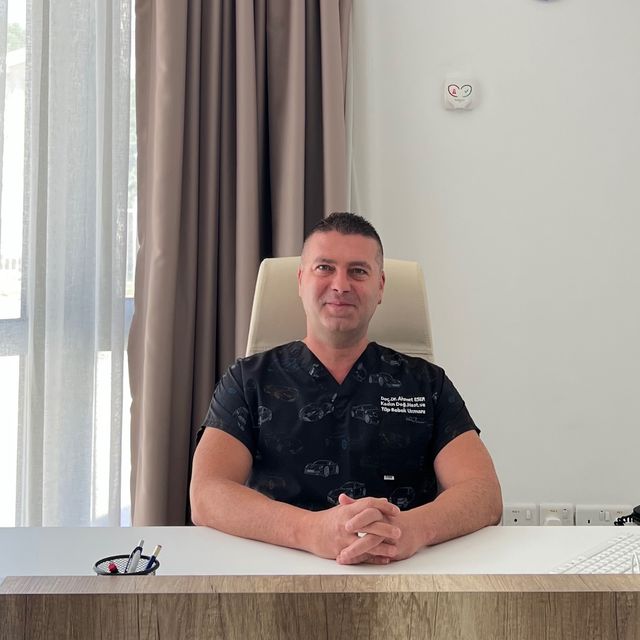 Ahmet Eser, Kadın Hastalıkları Ve Doğum Hakkari