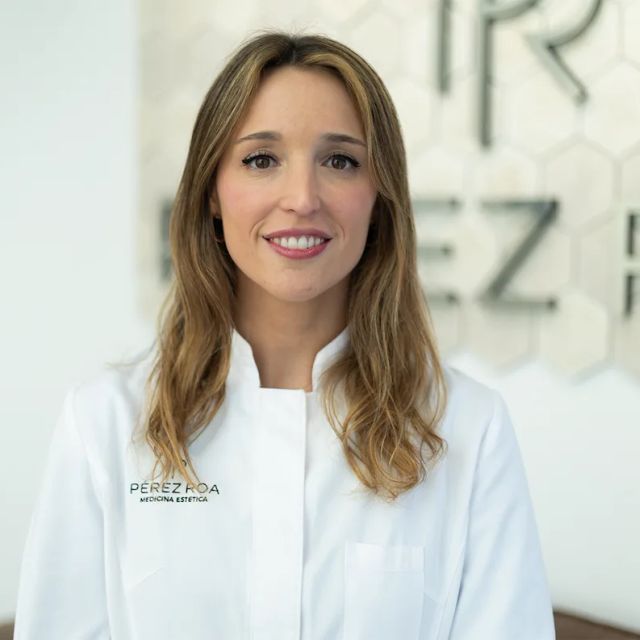 Marta Lomas Alarcon, Médico estético Málaga
