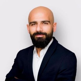 Bild vergrößern: Chefran Koursidou, Anästhesiologe Dortmund