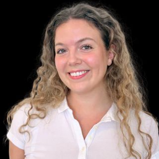 Laura Taetzner, Zahnarzt Frankfurt