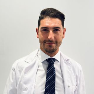 Acercar imagen: Alfonso Campos Gonzalez, Otorrino Madrid